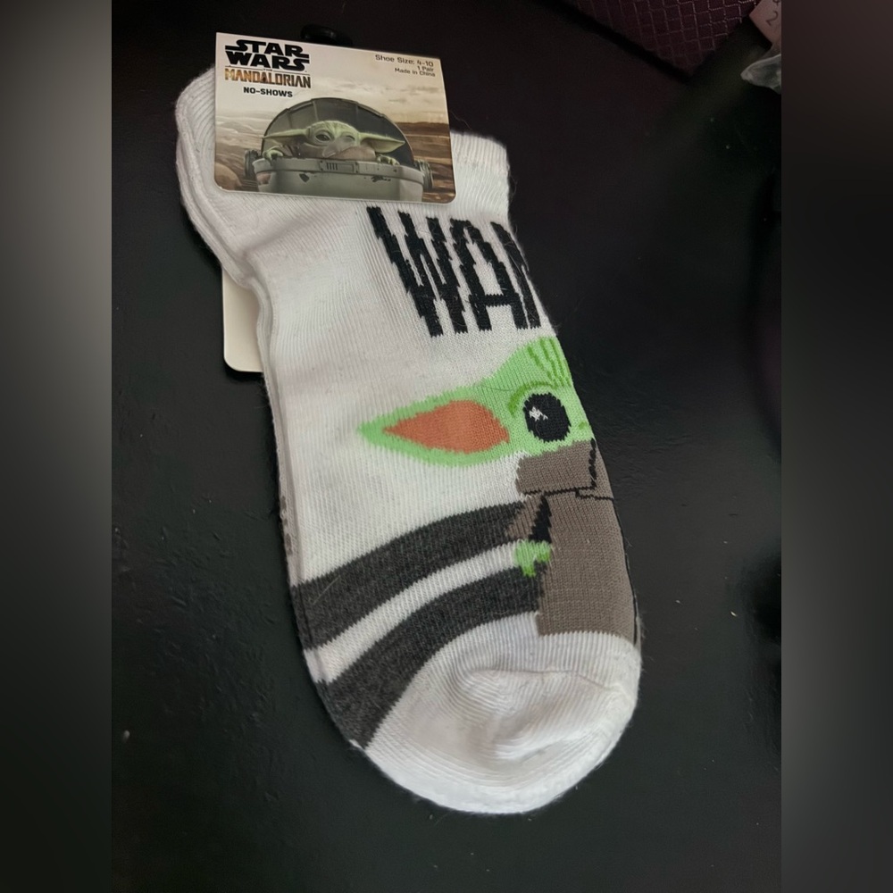 Disney Star Wars White and Green baby Yoda Socks